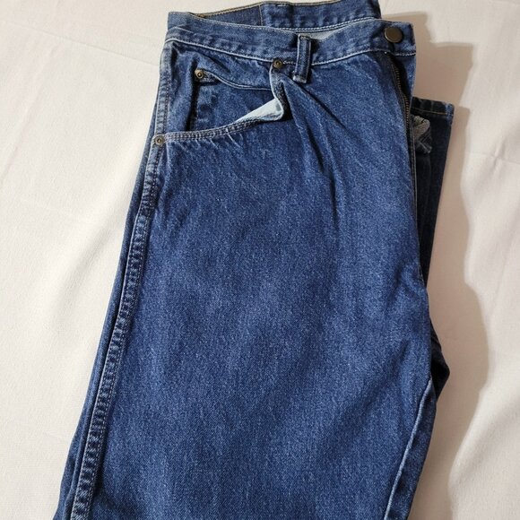 Wrangler Premium Quality 36x 30 Blue denim Jeans Used. Located A24 - Picture 1 of 3